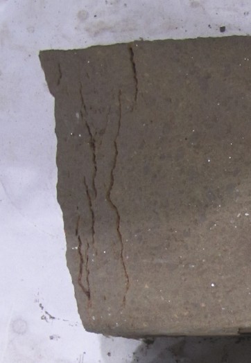 /img/brick-cracks-photo.jpg